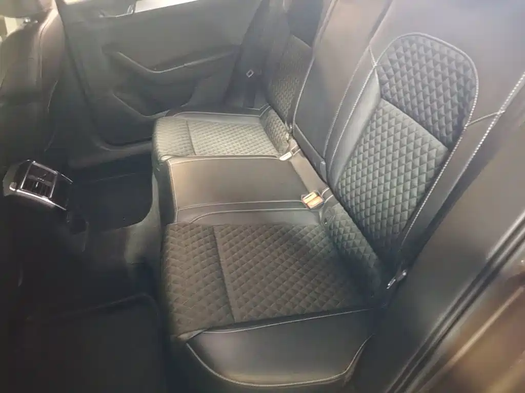 Skoda Superb — миниатюра 17