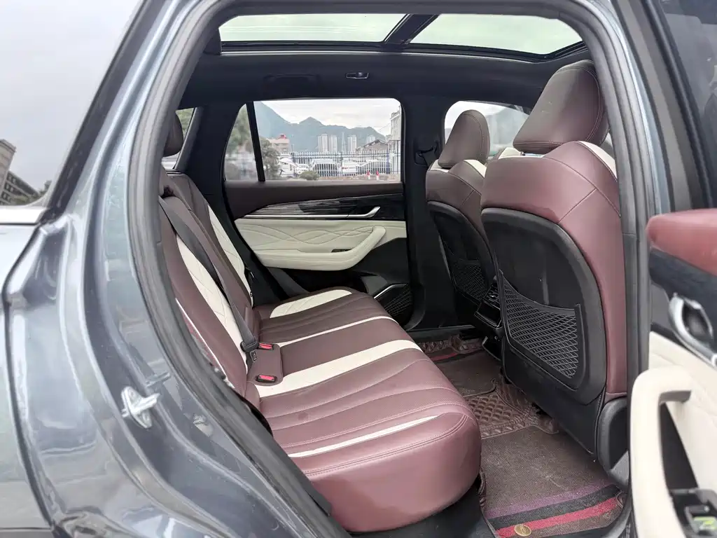 GEELY AUTOMOBILE XINGYUE L