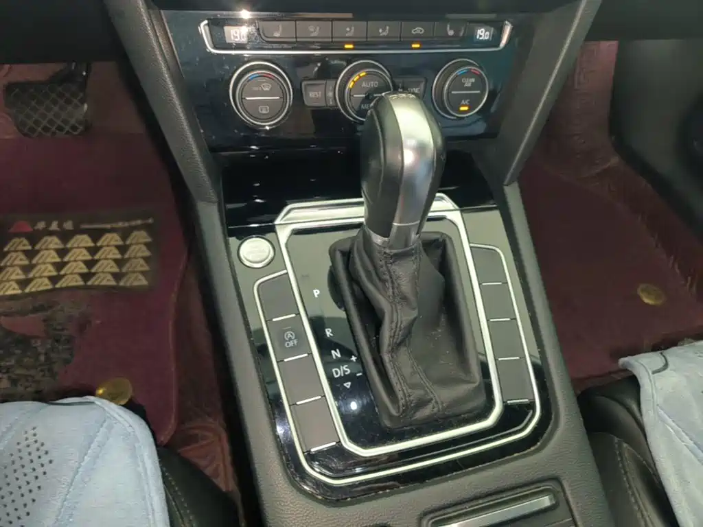 Volkswagen Magotan — миниатюра 14