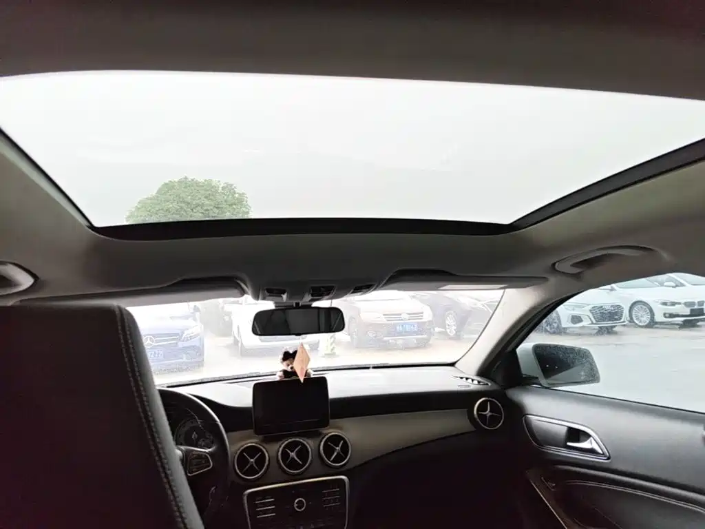 Mercedes-Benz GLA — миниатюра 18