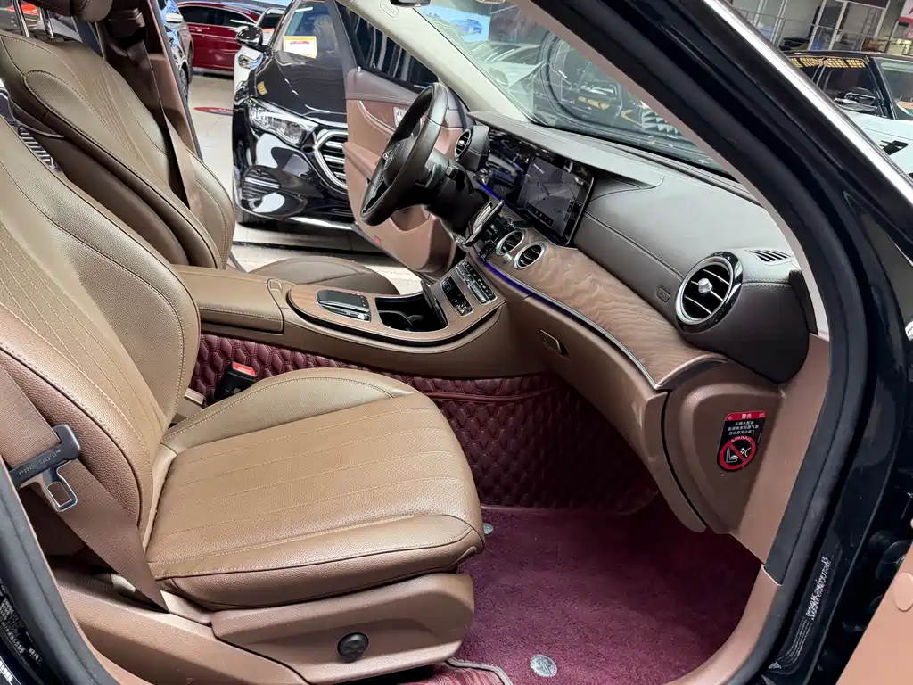 MERCEDES-BENZ E CLASS