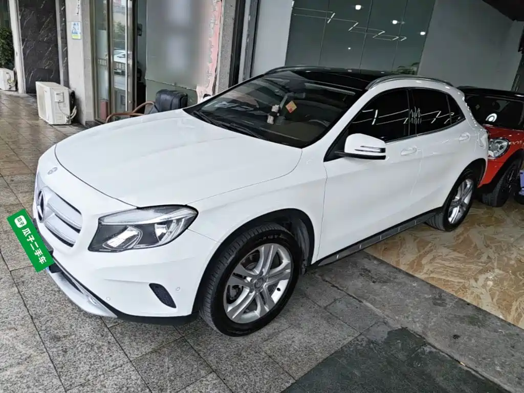 Mercedes-Benz GLA — миниатюра 2
