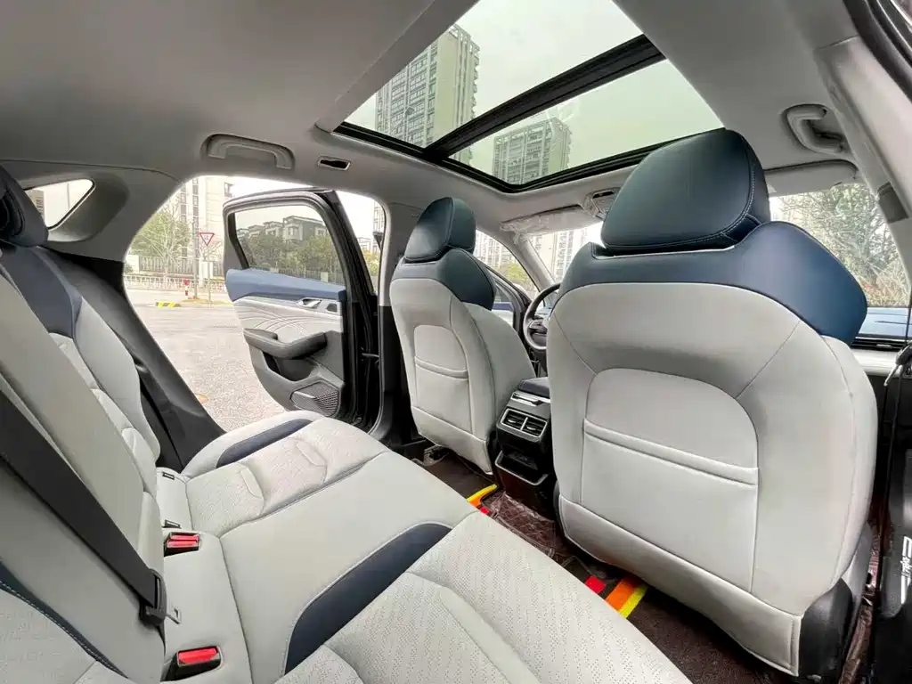 GEELY AUTOMOBILE XINGRUI