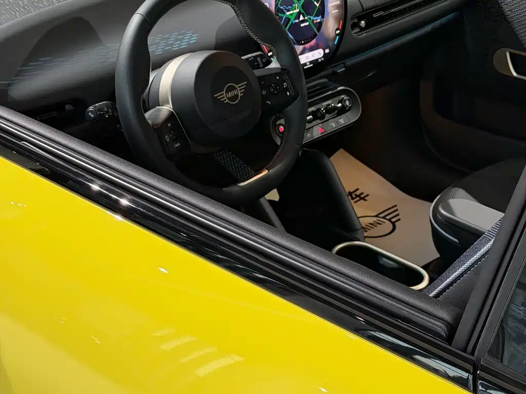 MINI MINI COOPER EV — миниатюра 8