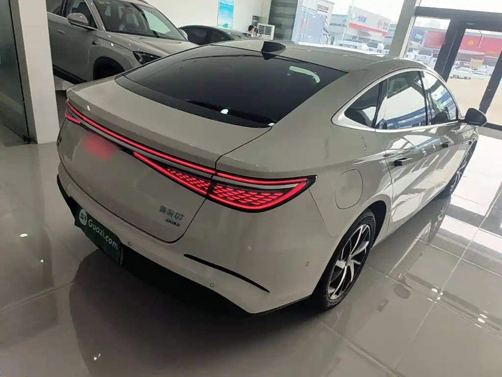 BYD Seal 07 DM-i — миниатюра 7