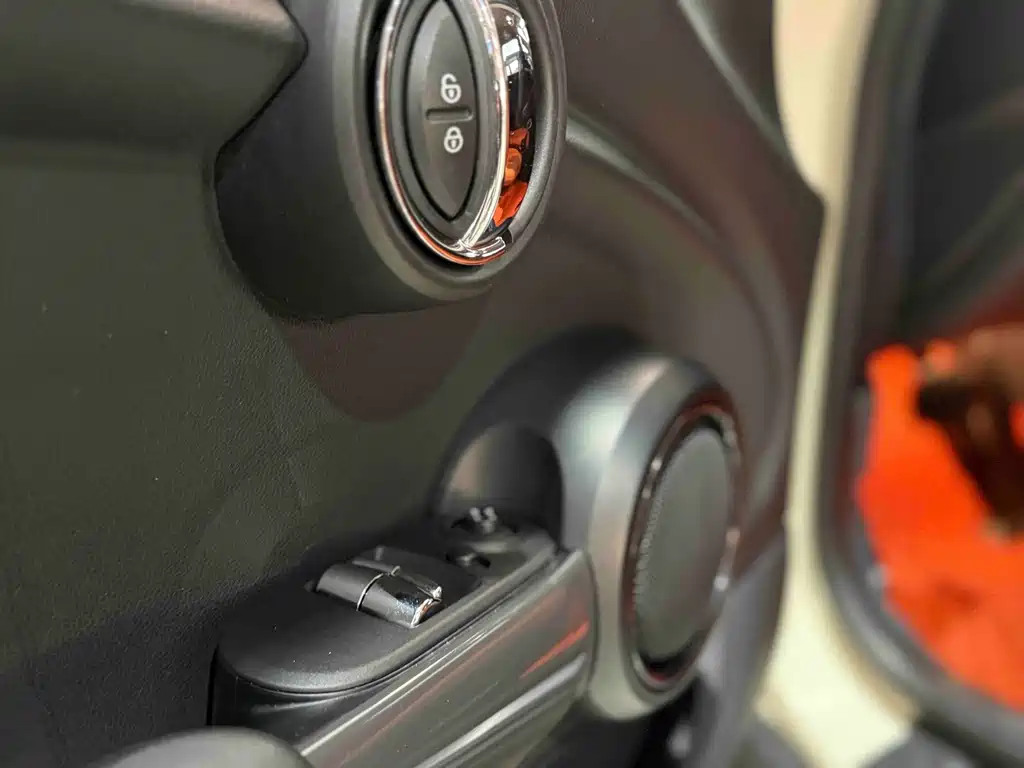 MINI Mini — миниатюра 16