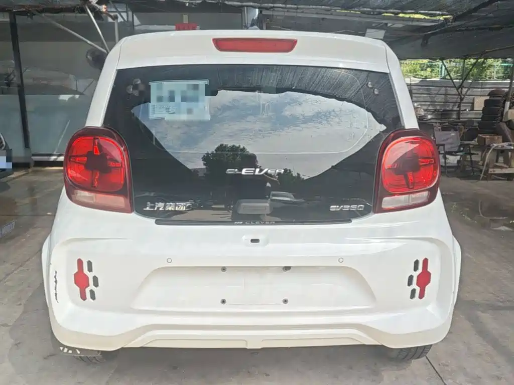 Roewe Clever — миниатюра 6