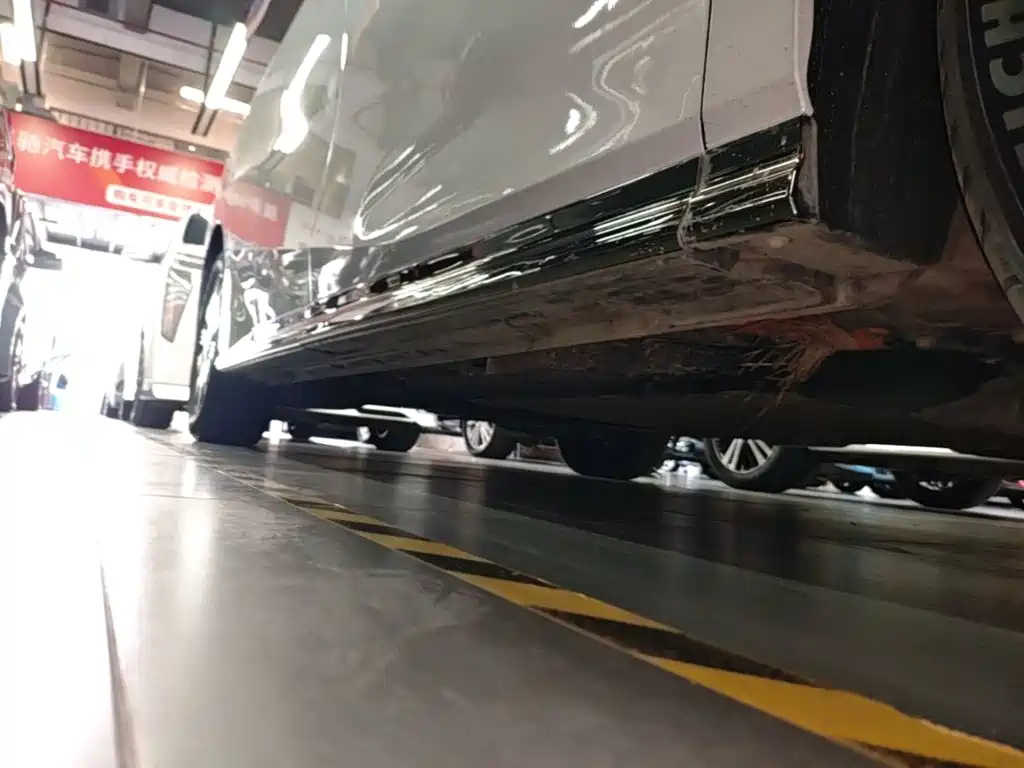 GAC Motor Trumpchi E9 — миниатюра 21