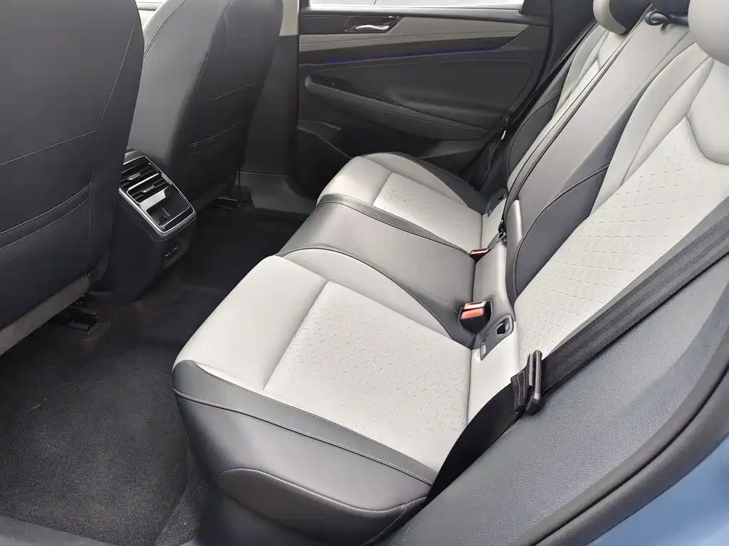 Volkswagen ID.7 VIZZION — миниатюра 7