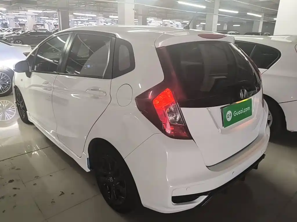 Honda Fit — миниатюра 5