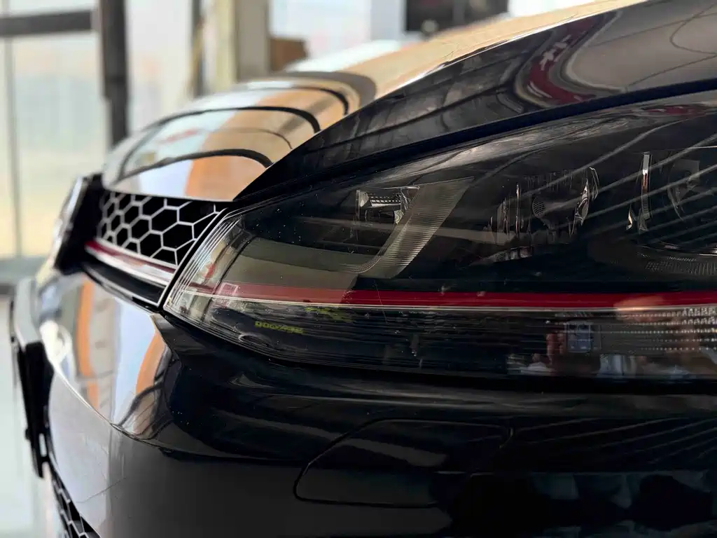 Volkswagen Golf GTI — миниатюра 14