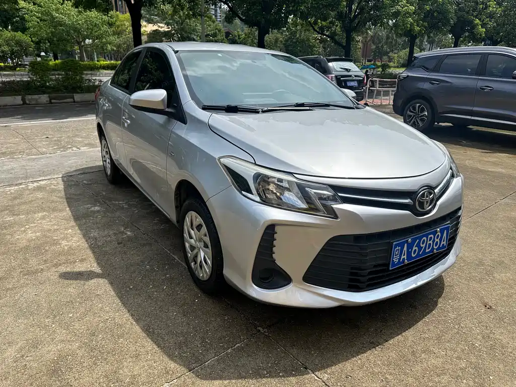 Toyota Vios 1.5L CVT Innovation Edition, фото 3