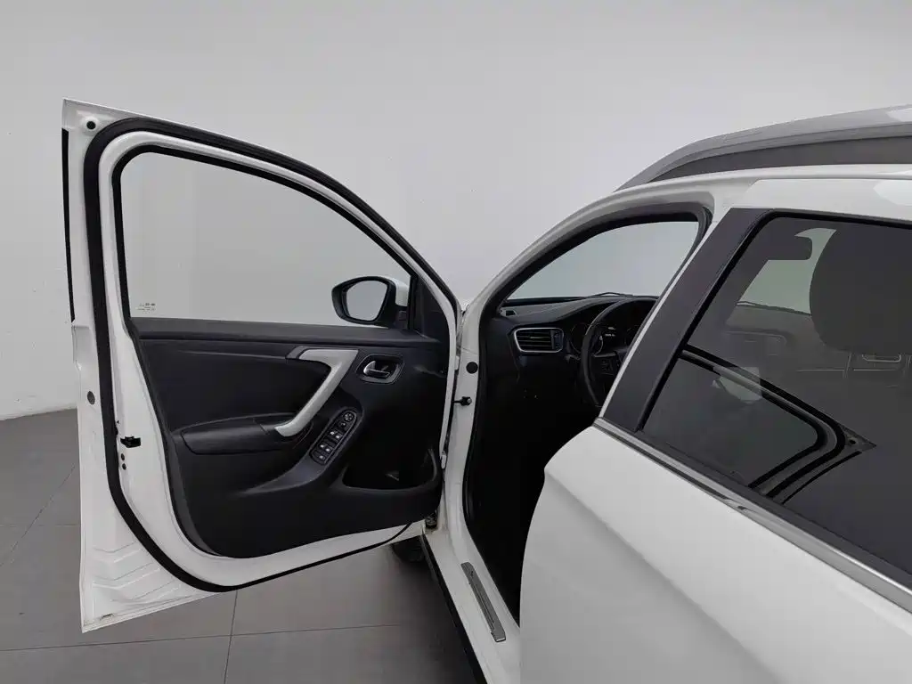 Citroen C3-XR — миниатюра 8