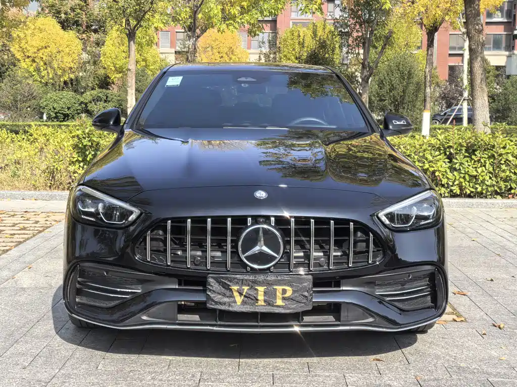 Mercedes-Benz C-Class — миниатюра 2