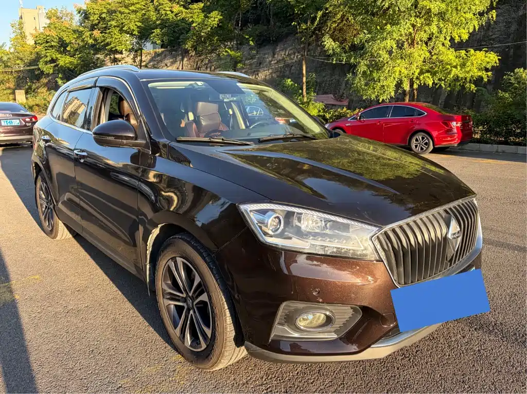 Borgward BX7 — миниатюра 3