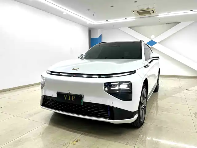 2022 Xpeng G9