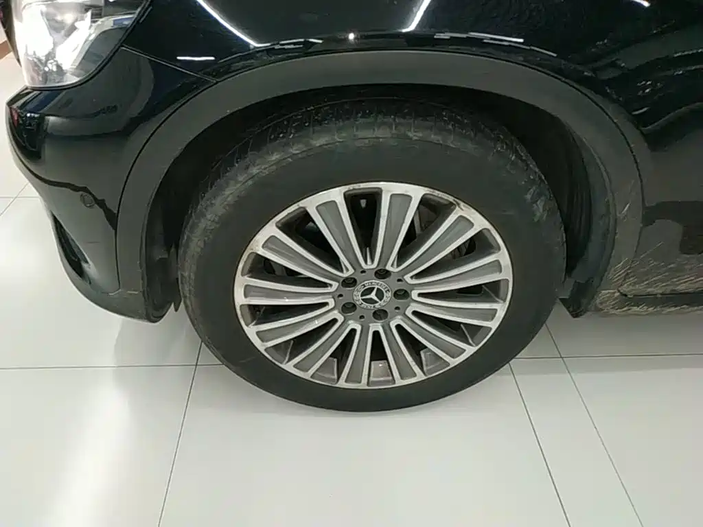 Mercedes-Benz GLC — миниатюра 23