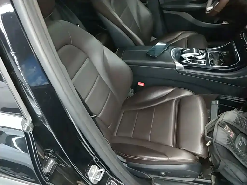 Mercedes-Benz GLC — миниатюра 25