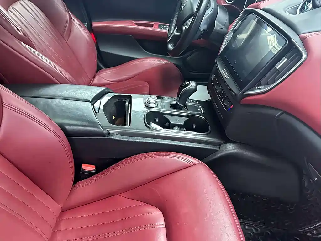 Maserati Ghibli — миниатюра 14