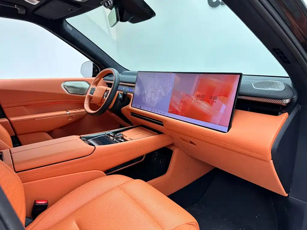 Lynk & Co 900 — миниатюра 11
