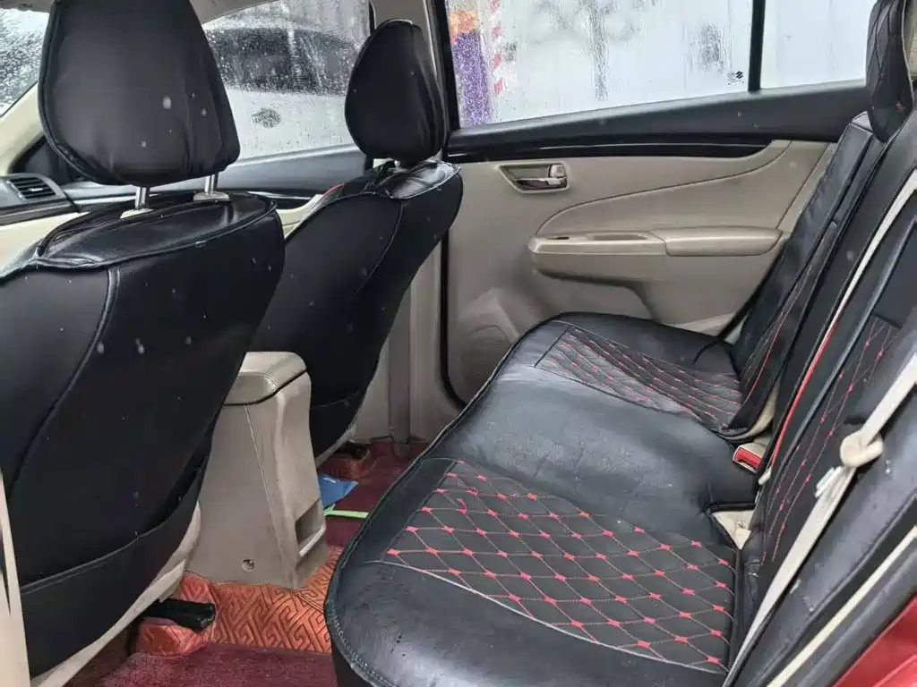 Suzuki Alivio — миниатюра 6
