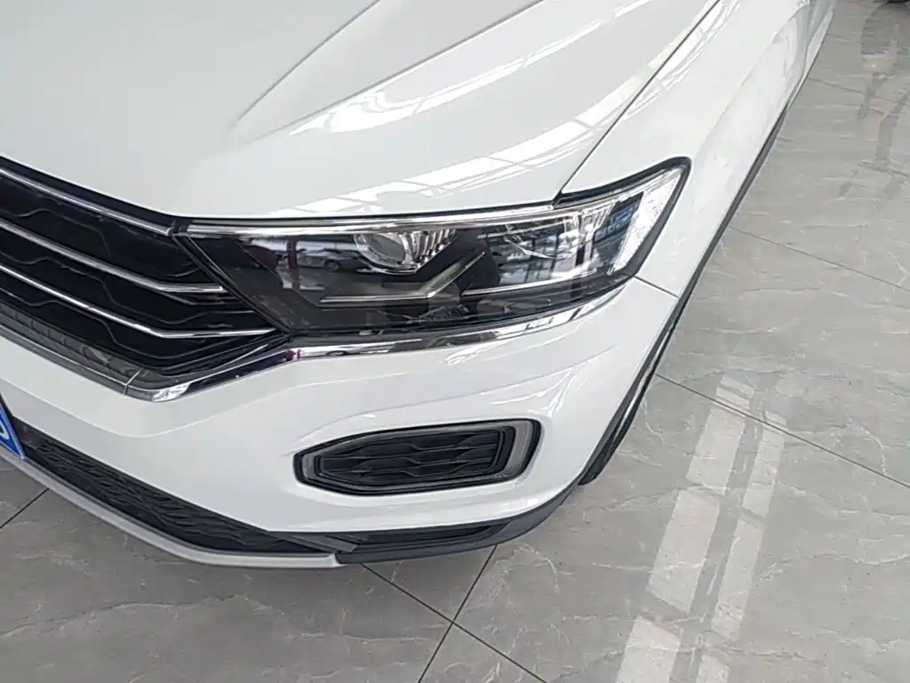 Volkswagen T-Roc — миниатюра 24