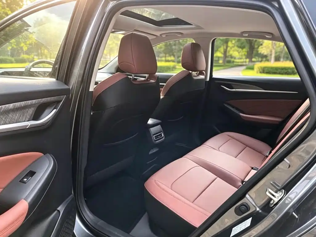 Changan Eado — миниатюра 7