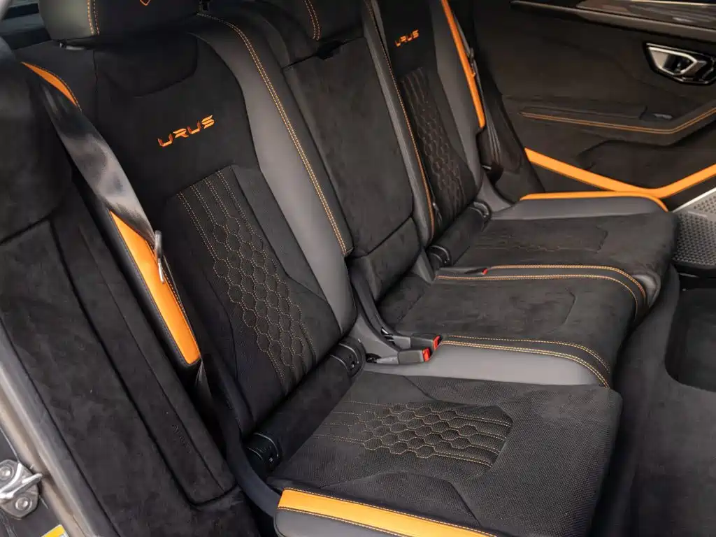 Lamborghini Urus — миниатюра 23