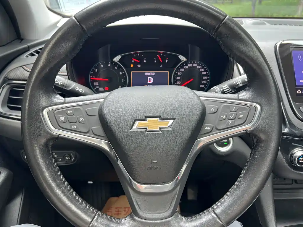 Chevrolet Equinox — миниатюра 8