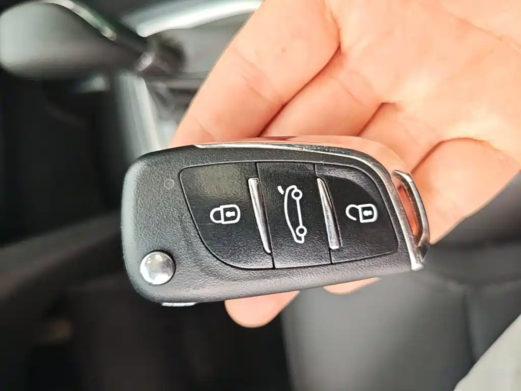 Buick Excelle — миниатюра 9
