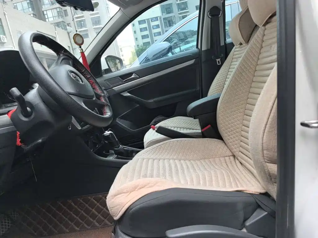 Volkswagen Lavida — миниатюра 16