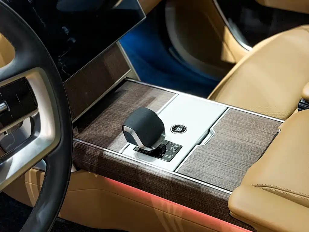 Land Rover Range Rover — миниатюра 25
