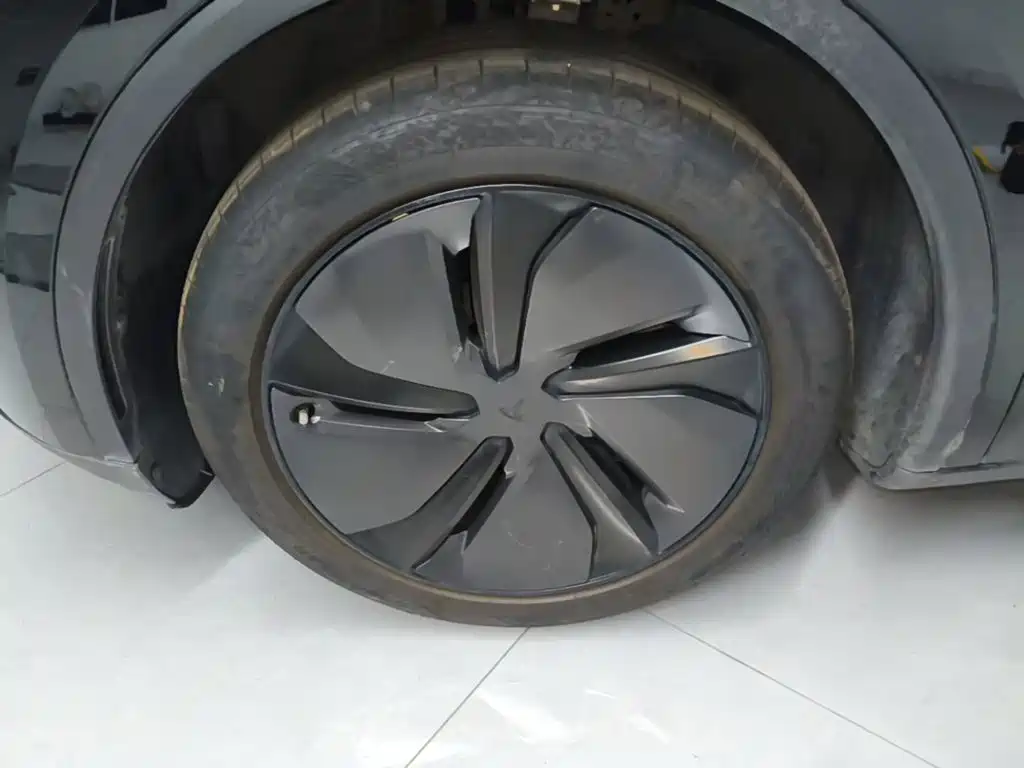 Tesla Model Y — фотографии объявления, Фото 24