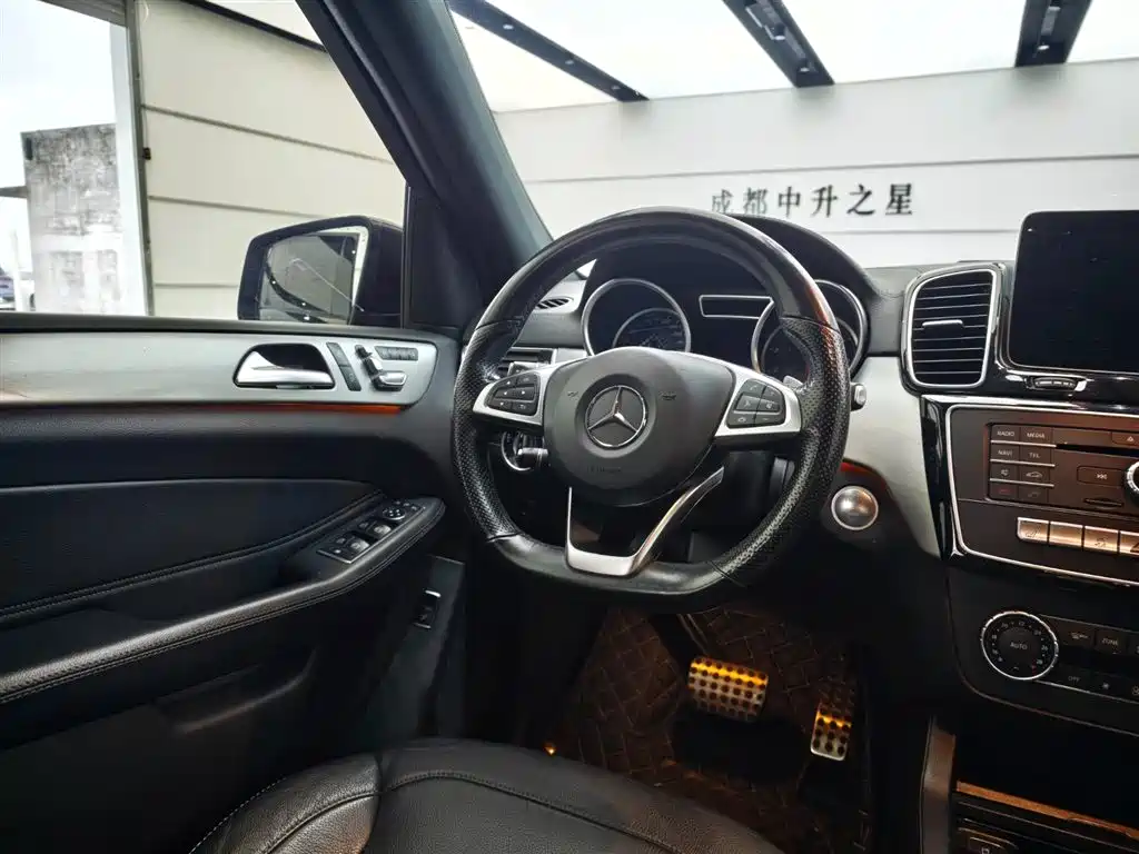 MERCEDES-BENZ GLE AMG