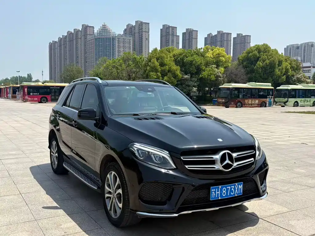 Mercedes-Benz GLE 2016