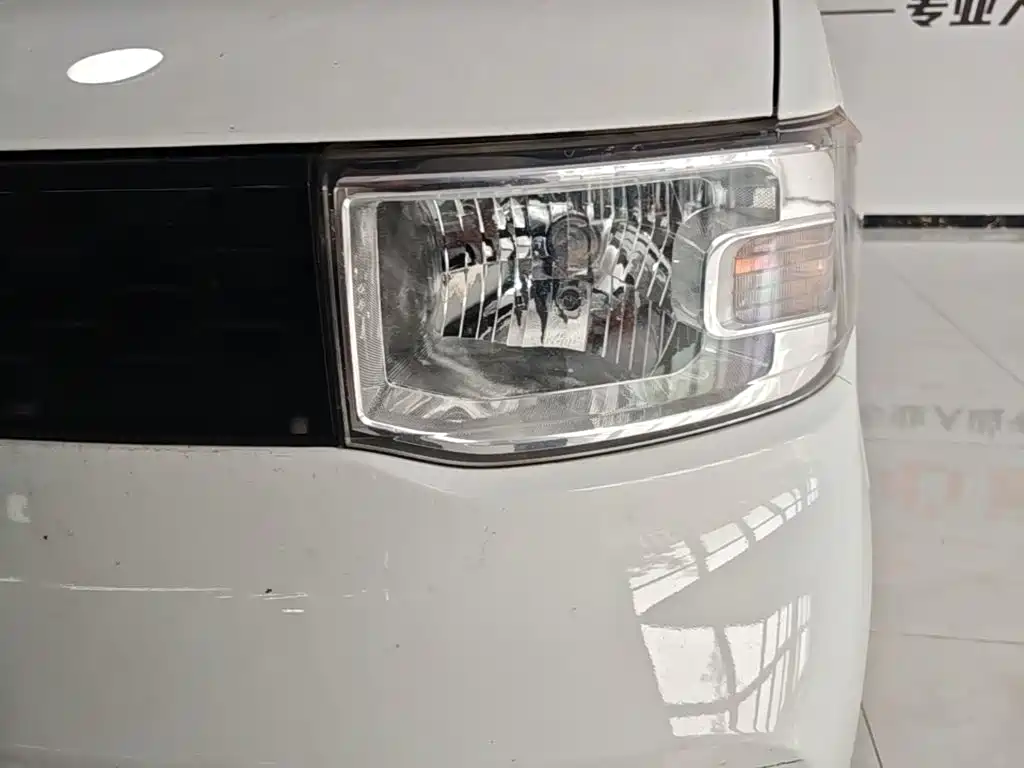Wuling MINIEV — миниатюра 24