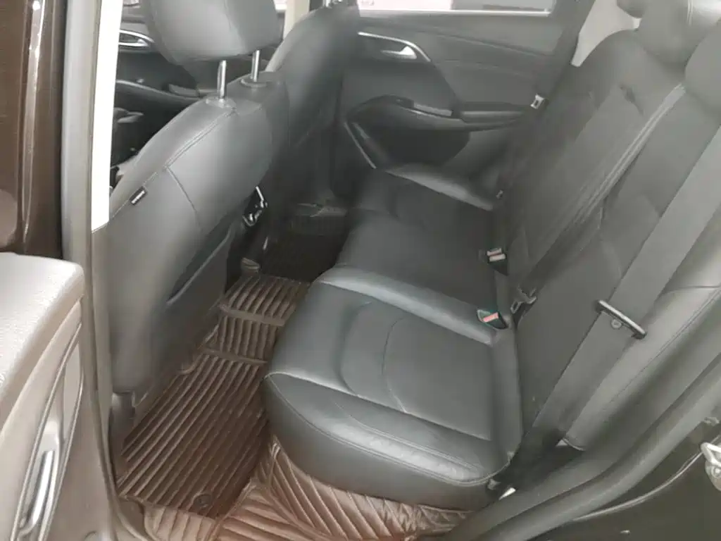 Borgward BX7 — миниатюра 17