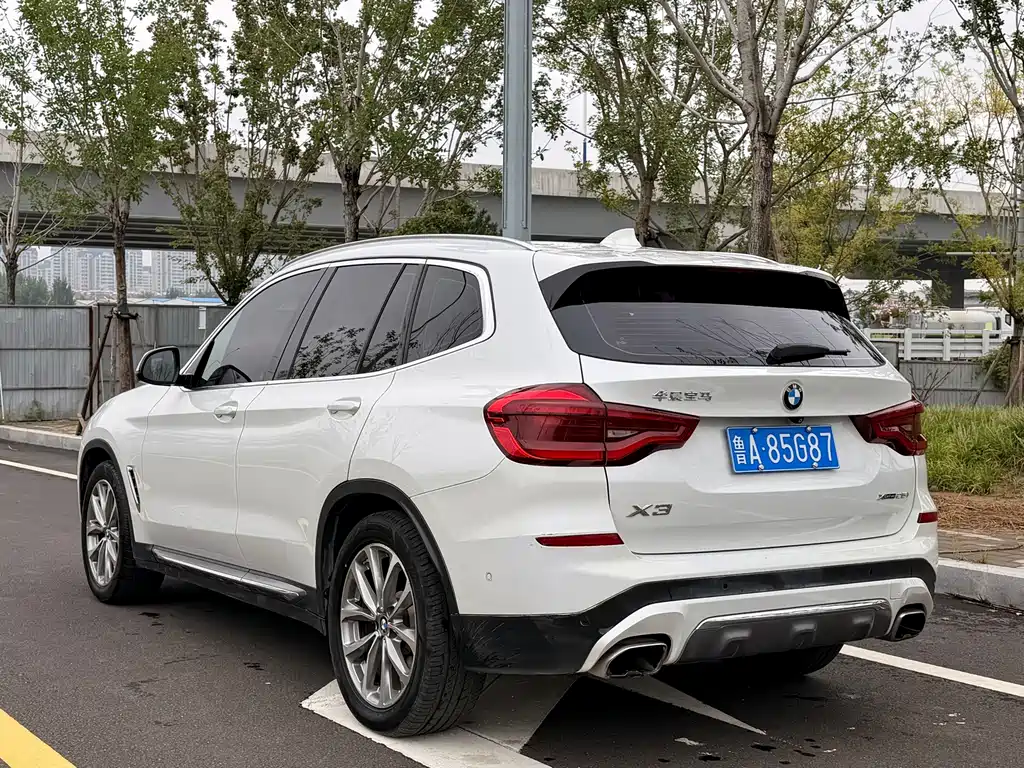 BMW X3 — миниатюра 4