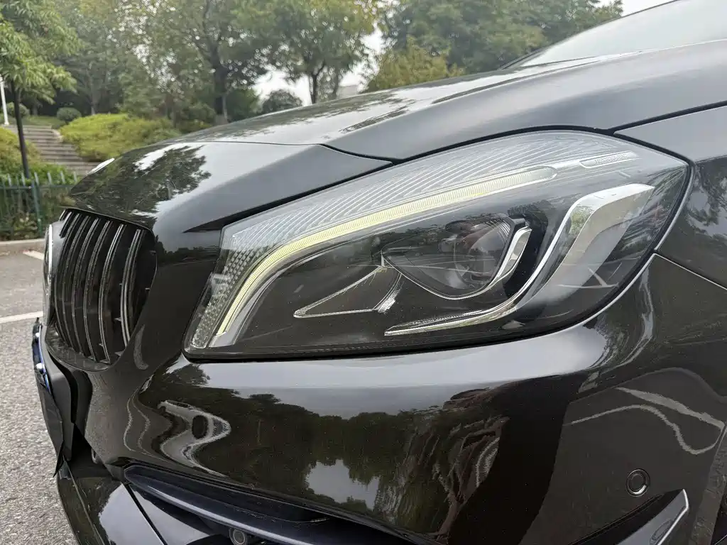 Mercedes-Benz A-Class AMG (Import) — миниатюра 3