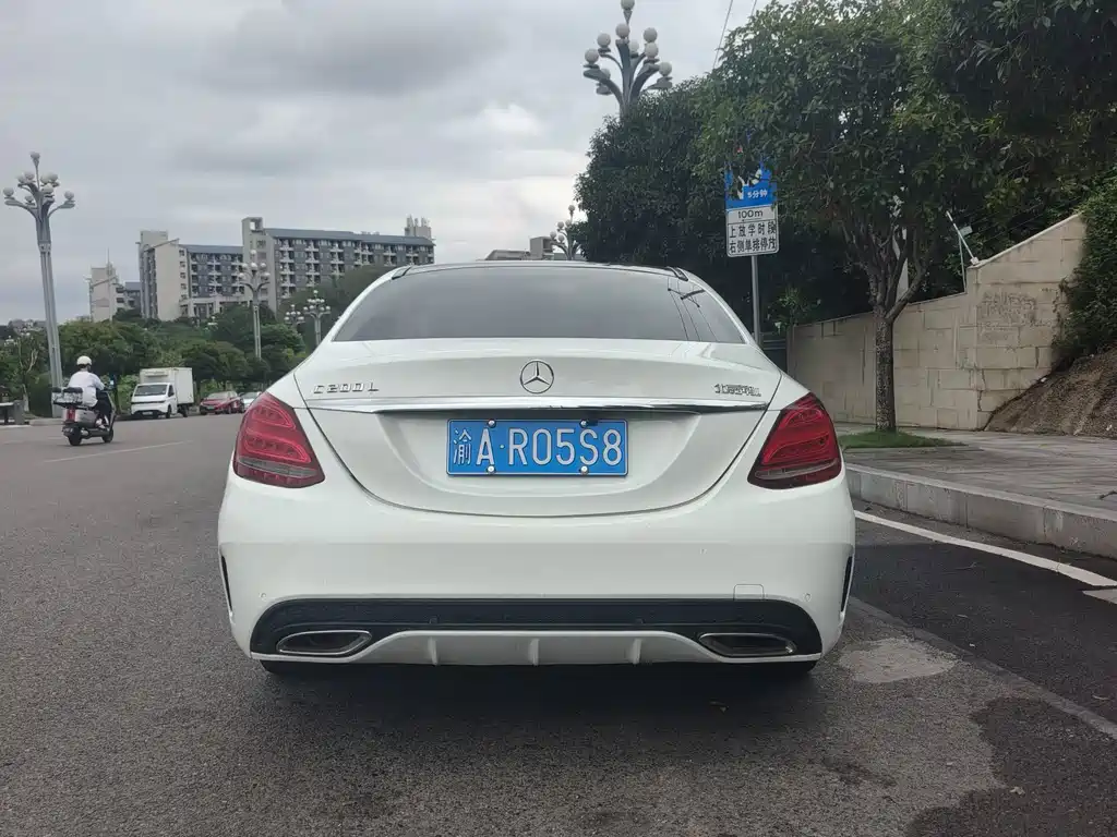 Mercedes-Benz C-Class — миниатюра 13