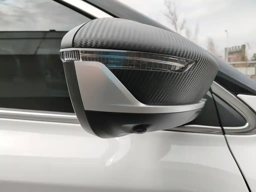 Geely Binyue — миниатюра 17