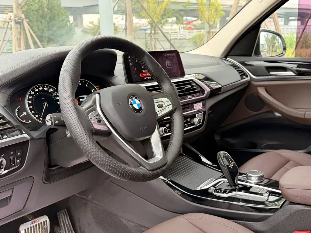 BMW X3 — миниатюра 10
