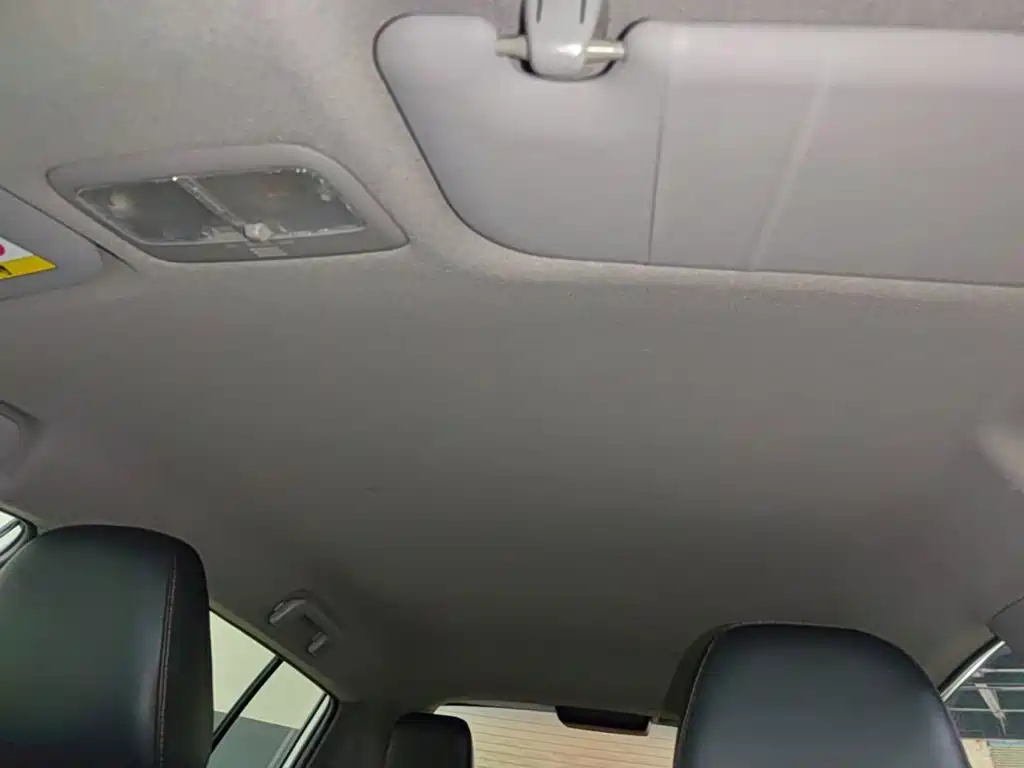 Toyota Yaris L — миниатюра 18