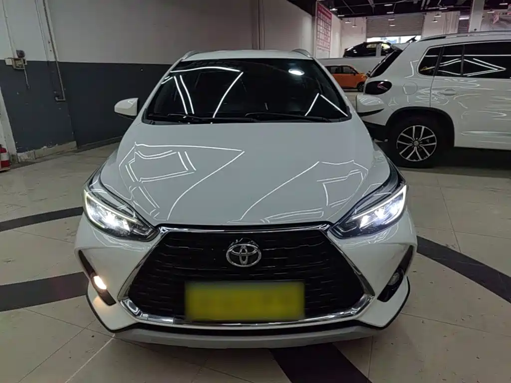 Toyota Yaris L — миниатюра 3