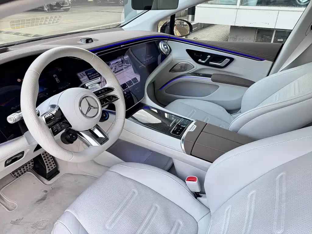 MERCEDES-BENZ EQS AMG