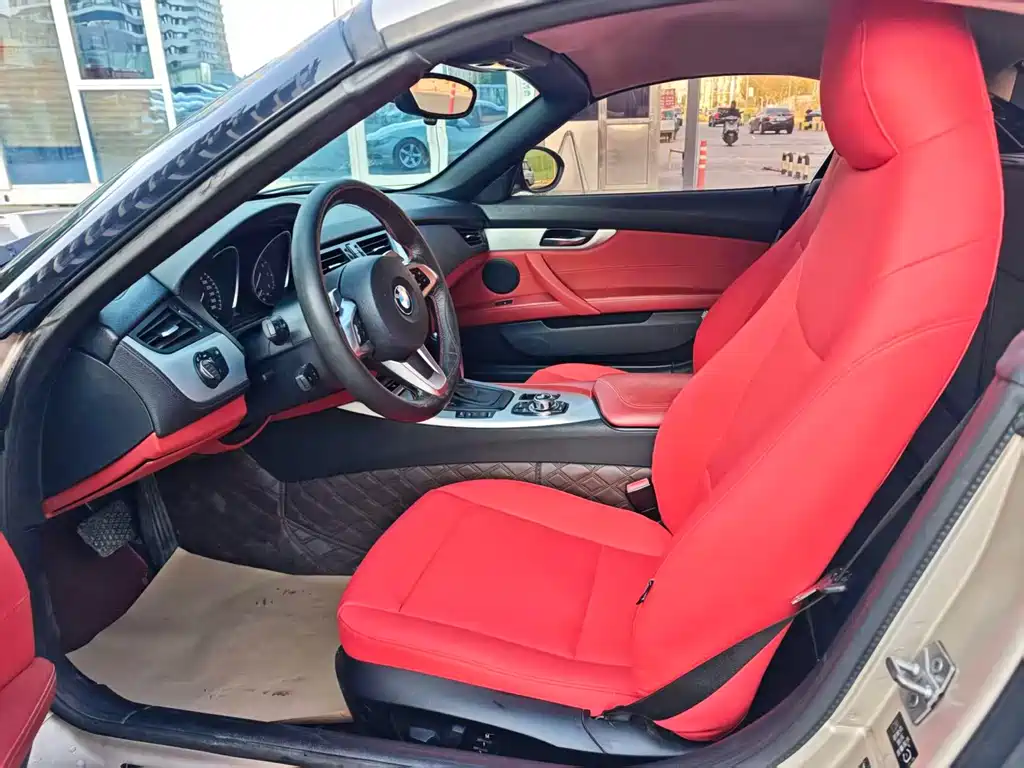 BMW Z4 — миниатюра 9