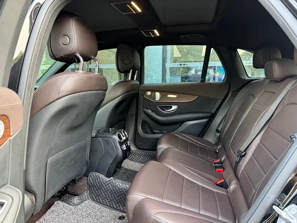 Mercedes-Benz GLC — миниатюра 7