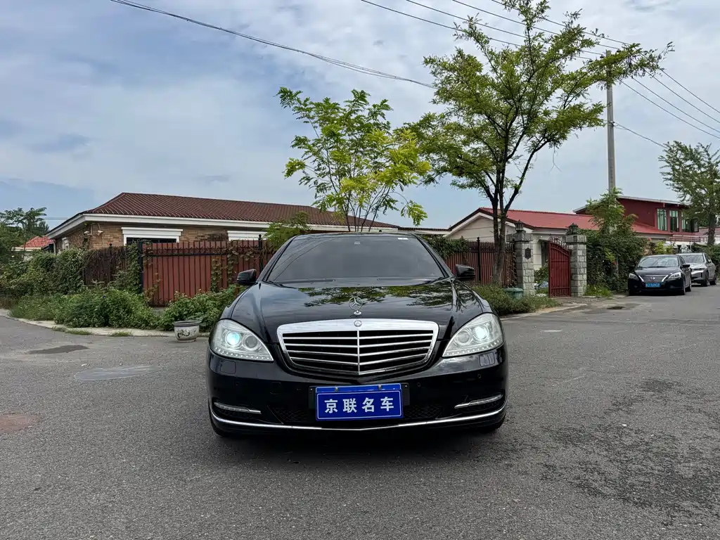 Mercedes-Benz S-Class — миниатюра 2