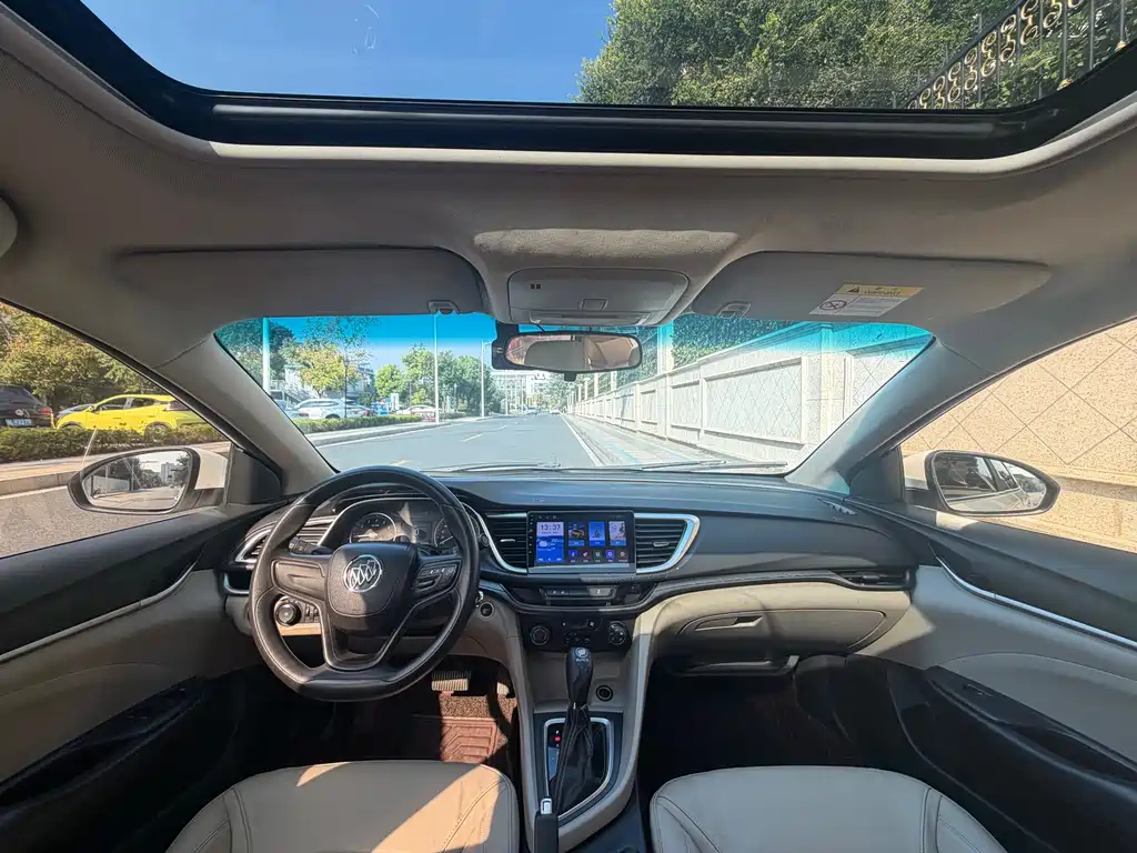 Buick Excelle — миниатюра 8