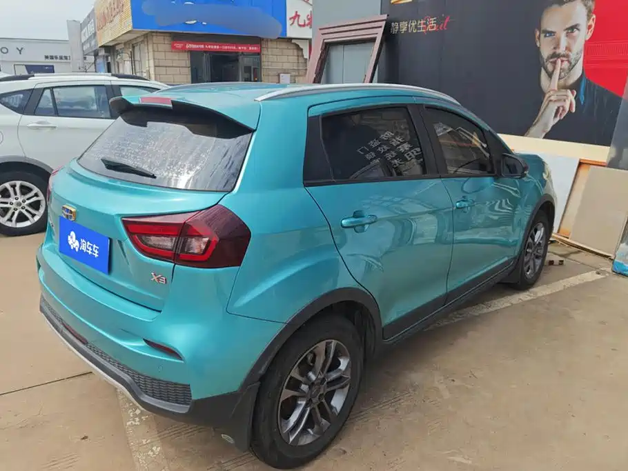 Geely Vision X3 — миниатюра 3